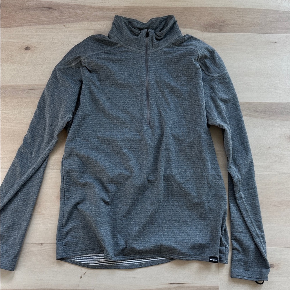 Patagonia Men's Gray Expedition Lightweight Weight Pullover